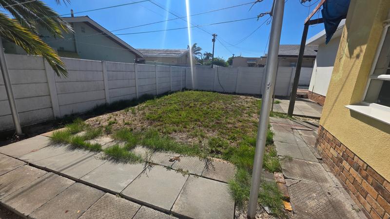 4 Bedroom Property for Sale in Goodwood Park Western Cape